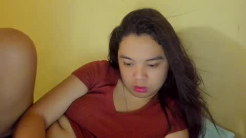 0wwlo0k online show from March 12, 5:49 pm