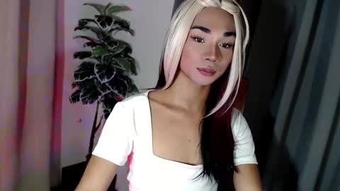 barbie online show from April 28, 12:53 pm