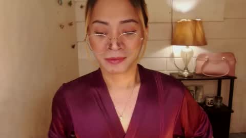 angel online show from December 3, 8:22 pm