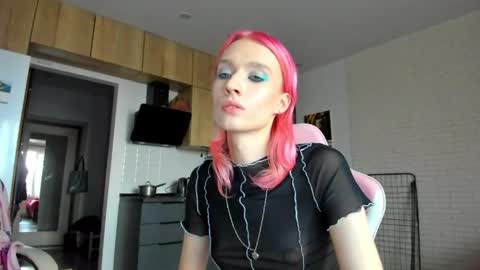 Gaylord online show from April 2, 1:53 pm