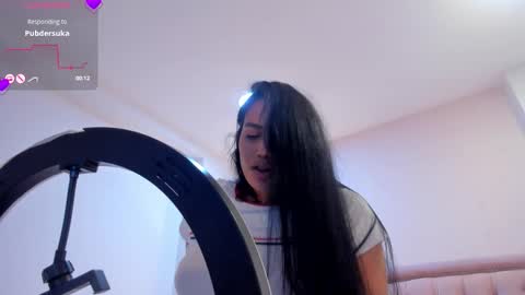 cailyn  online show from March 14, 9:29 pm