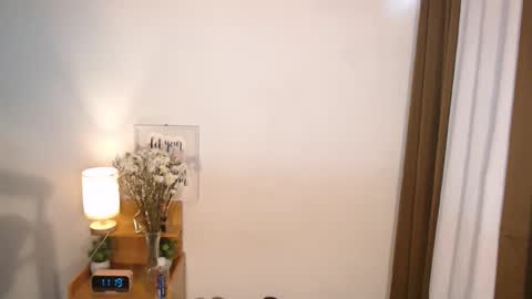 Kylie online show from March 12, 3:11 am