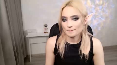 _meow_neko_ online show from March 7, 11:44 pm