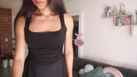 Anastasia Vahos online show from April 8, 5:36 pm