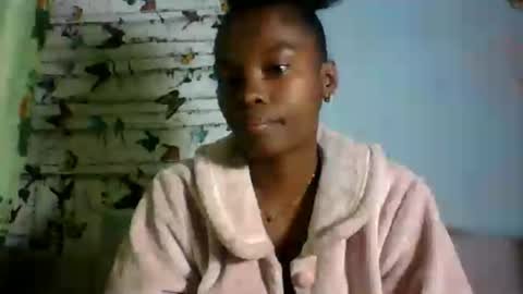 aadienne online show from July 28, 6:31 pm