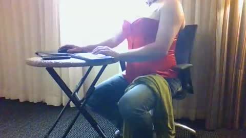 Abbie Cross online show from May 14, 11:24 pm
