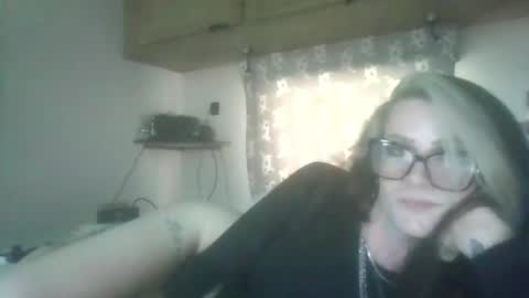 Aleyna Evans online show from September 18, 1:16 pm