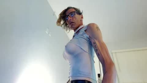 Snapshot of adamseve777 chatting on September 17, 9:47 am TaylorSexbot online show from September 17, 9:47 am