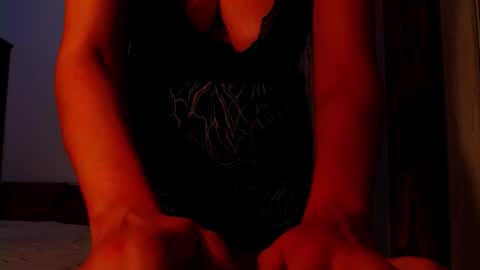 amy        online show from October 22, 11:41 pm