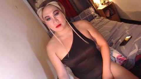 MsKim  online show from March 27, 5:10 am