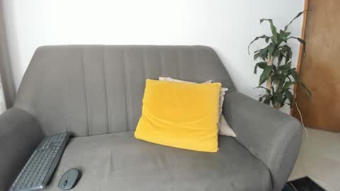 Snapshot of agelinaferrara chatting on October 30, 5:39 am Sara Mesa online show from October 30, 5:39 am