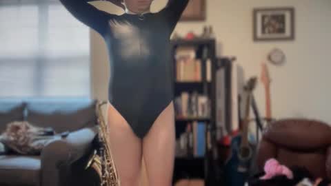 JullieBelleLemons online show from April 26, 7:01 pm