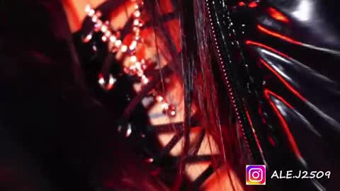 Ale online show from December 18, 11:10 pm