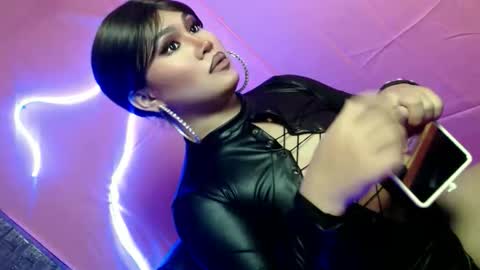 alexa_hansung online show from November 16, 11:20 am