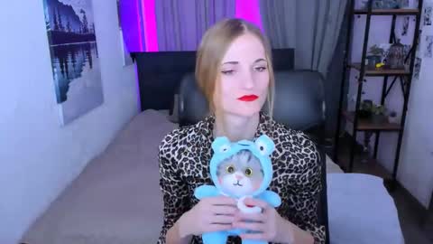 Alice online show from January 22, 9:55 pm