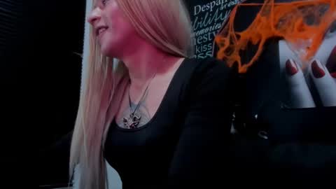 alishaa_nixx online show from November 2, 12:58 pm