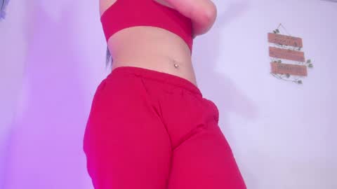 Alisia online show from April 5, 9:18 am