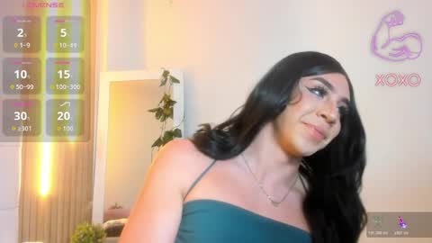 Hazel Bowie online show from April 9, 9:10 pm