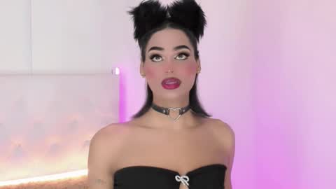 amal_baddel_ online show from December 23, 5:23 am