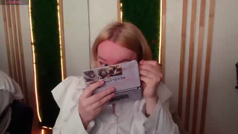 Hi im Amanda online show from June 26, 2:43 pm