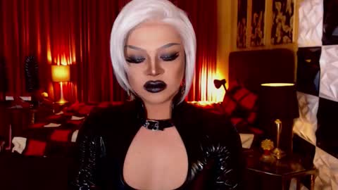 MISS JAZMINE QUEEN OF HELLFIRE online show from November 8, 11:10 am