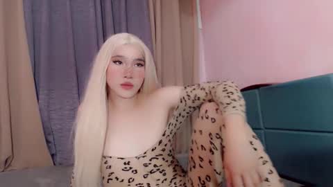 ameera swan online show from February 23, 4:32 pm