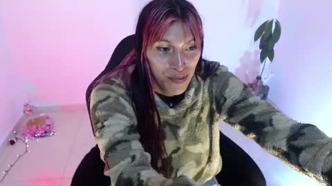 angele online show from October 3, 9:15 pm