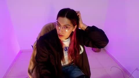 angele online show from March 11, 11:42 pm