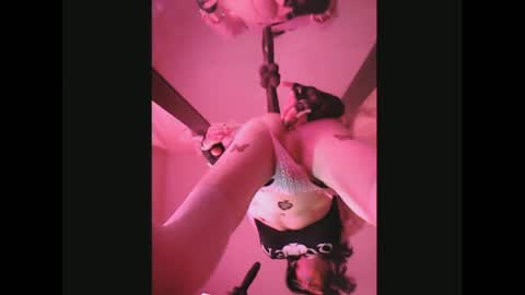 Anna Evodees  online show from October 8, 6:04 am