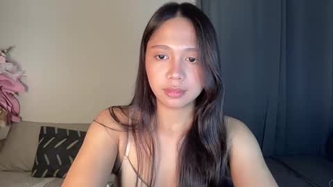 Annette 03 online show from December 18, 10:59 pm