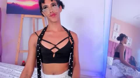 aprill_fox online show from September 30, 9:04 pm