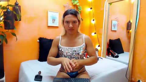 ASLY online show from December 14, 11:29 am