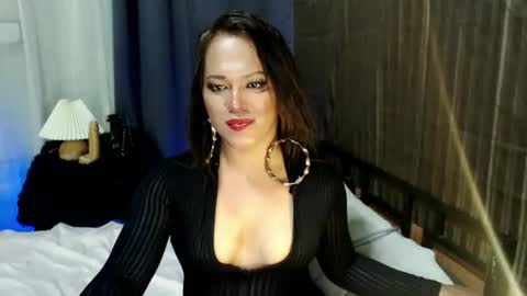 ts AvaXxL online show from April 1, 1:41 pm