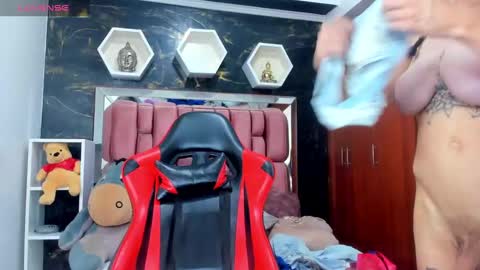 baddie_girl_xxx online show from September 23, 9:10 pm