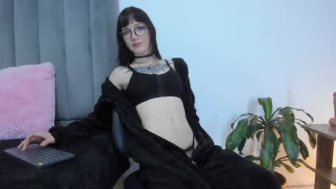    online show from January 18, 2:36 pm