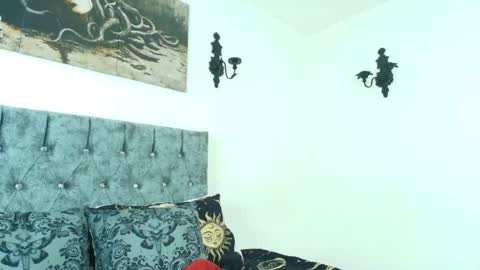 Bella online show from April 15, 2:06 am