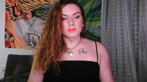 bettytaylor23 online show from February 3, 7:52 pm