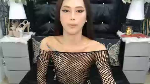 HOLLY online show from February 26, 10:26 pm