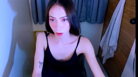 chloe online show from February 11, 2:47 pm