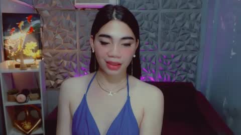 kiaaannaaaa online show from March 26, 5:44 am