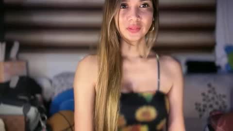 Yna     online show from November 6, 1:49 am