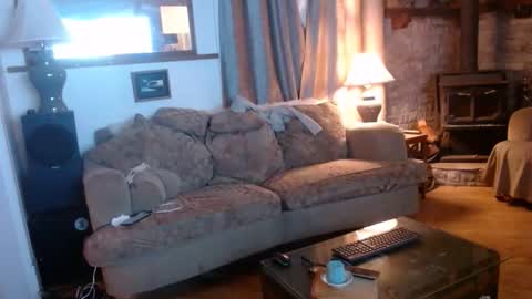 bigwoodman831 online show from May 6, 12:22 pm