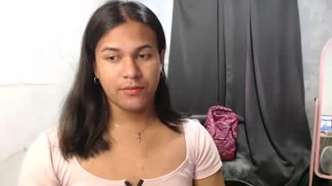 Ellez online show from November 17, 6:41 pm