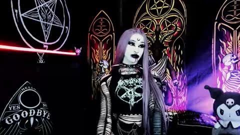   online show from October 17, 1:58 pm