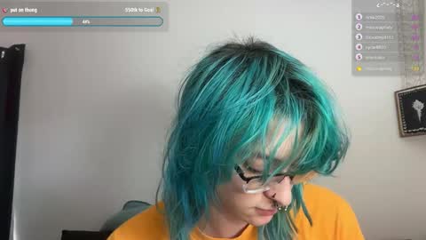 boywithbug online show from January 8, 7:51 pm