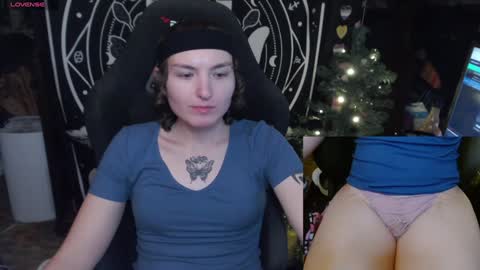 BrandiWRLD999 online show from January 19, 11:43 pm