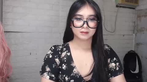 camela_star online show from October 9, 12:56 am