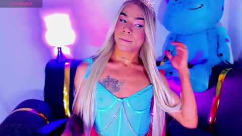 camelyharrper1 online show from October 22, 11:34 am