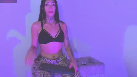  s online show from November 10, 1:28 am