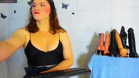 camilasexyhorny online show from May 13, 9:13 pm